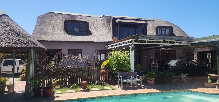 4 Bedroom Property for Sale in Strandfontein Village Western Cape